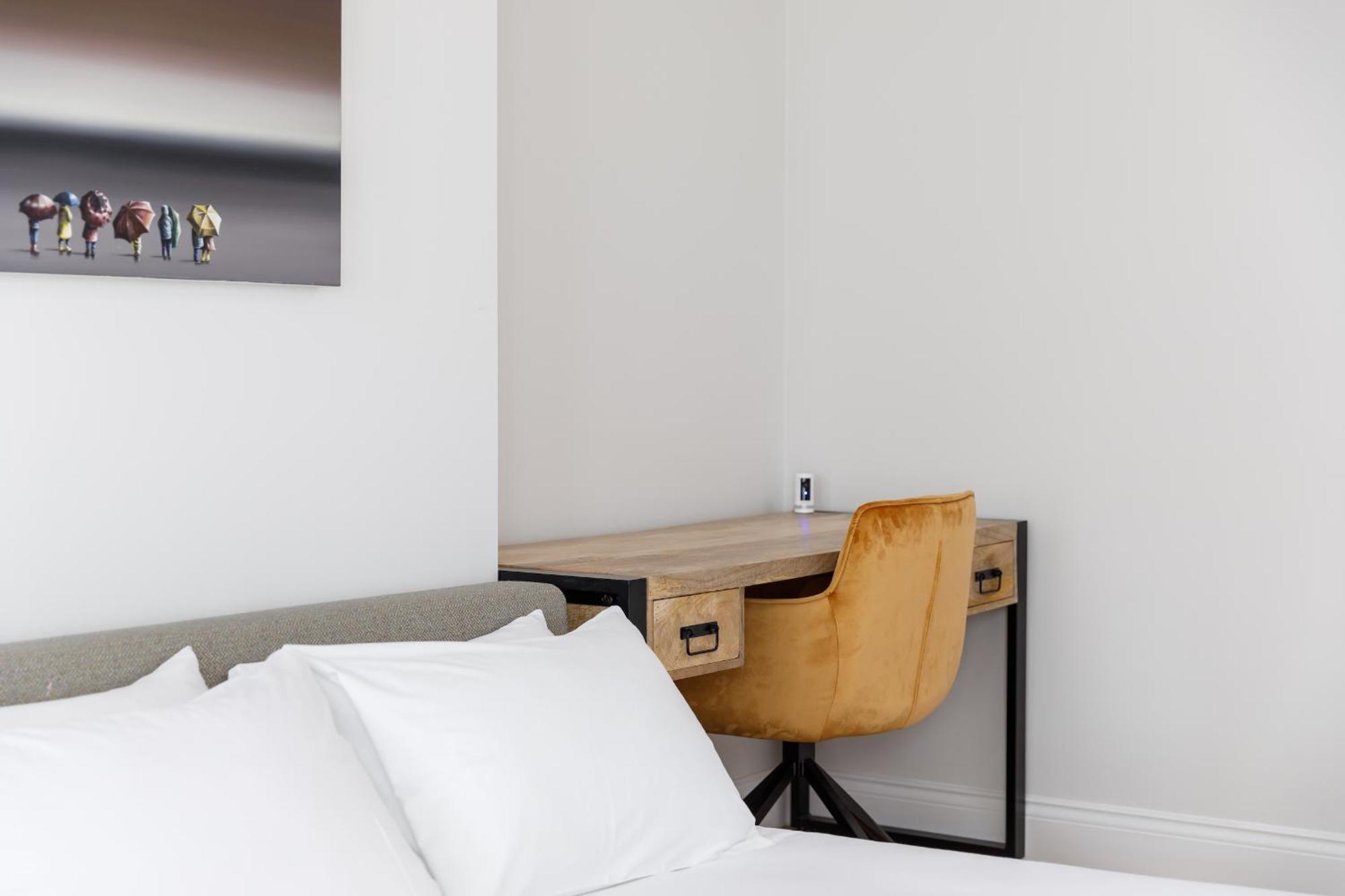 Spacious 2 Bedroom Apartment With Beautiful Garde Hove Exterior foto