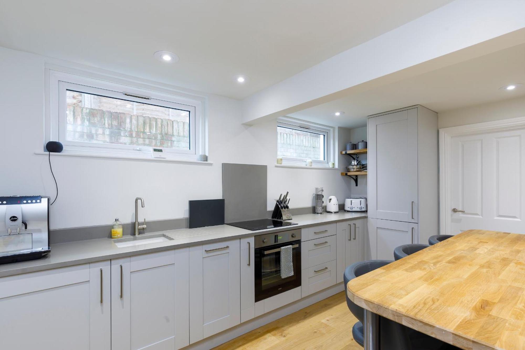 Spacious 2 Bedroom Apartment With Beautiful Garde Hove Exterior foto